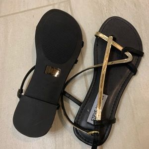 Steve Madden “Balinn” Sandal